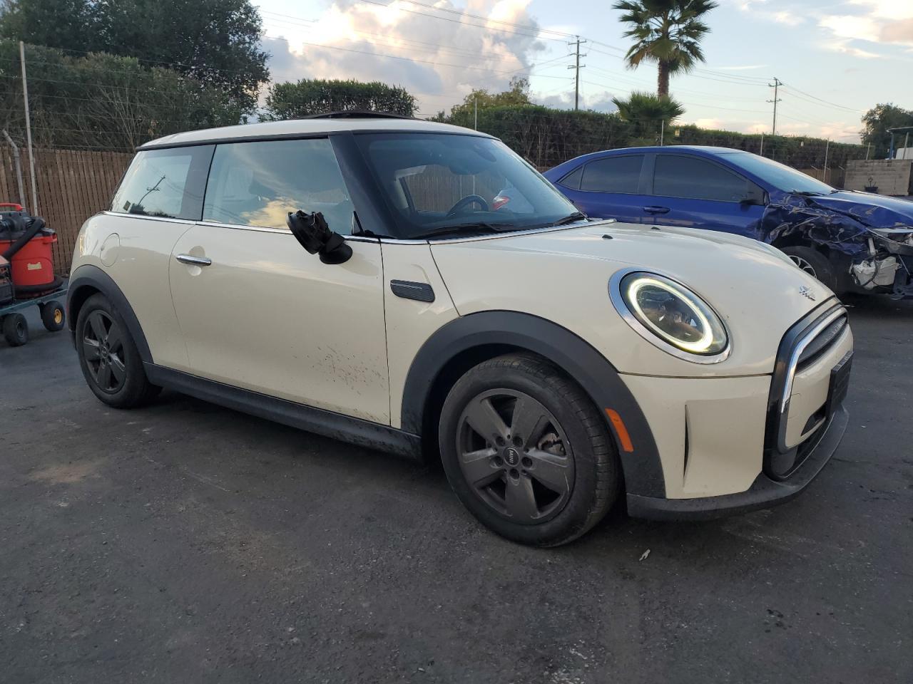 2023 MINI Cooper - zdjęcie 4