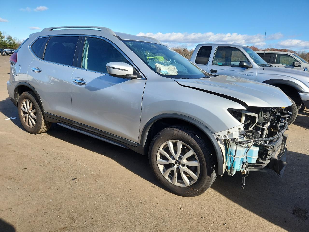 2018 Nissan Rogue - zdjęcie 4