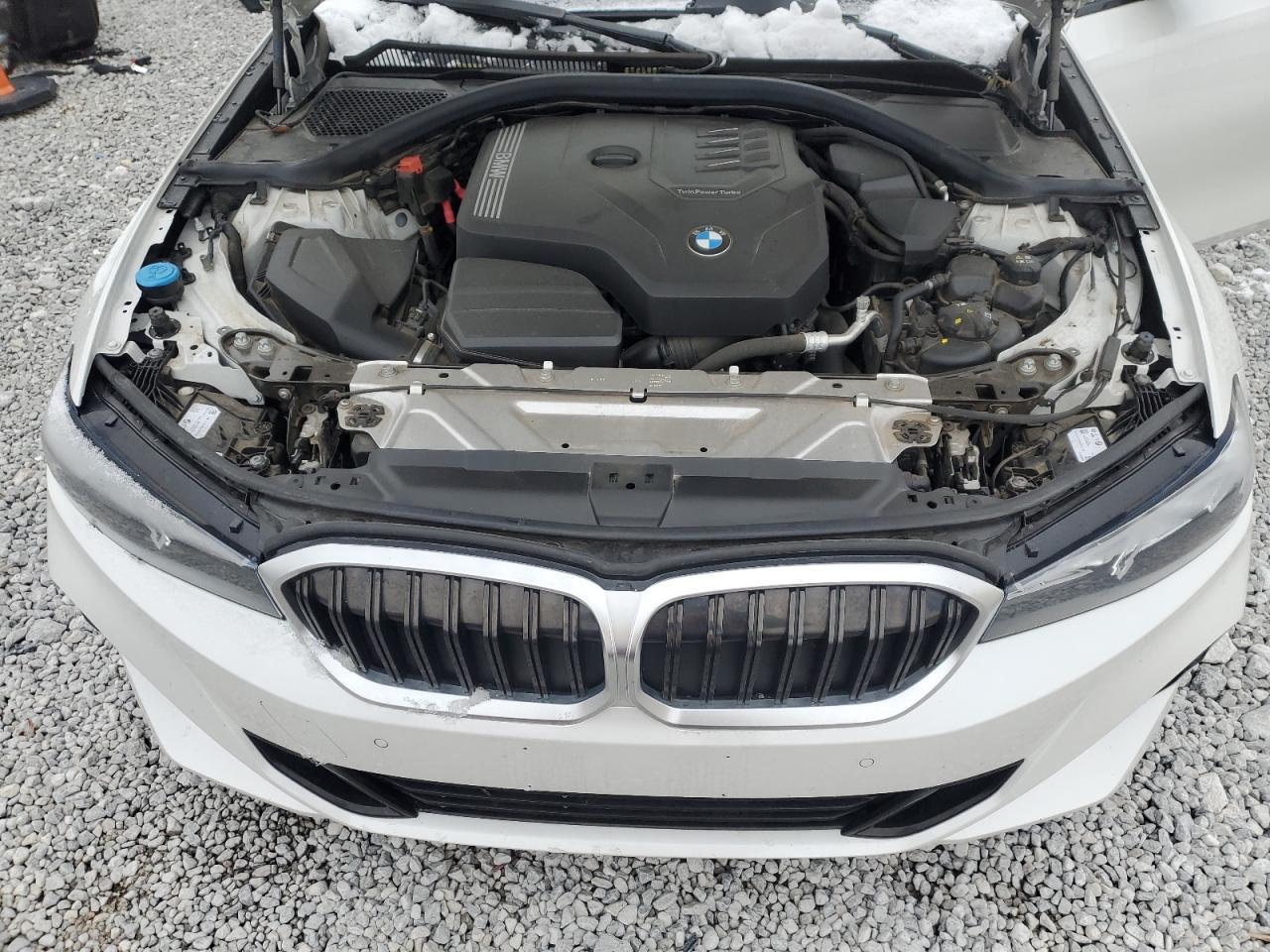 2023 BMW Seria 3 - zdjęcie 11