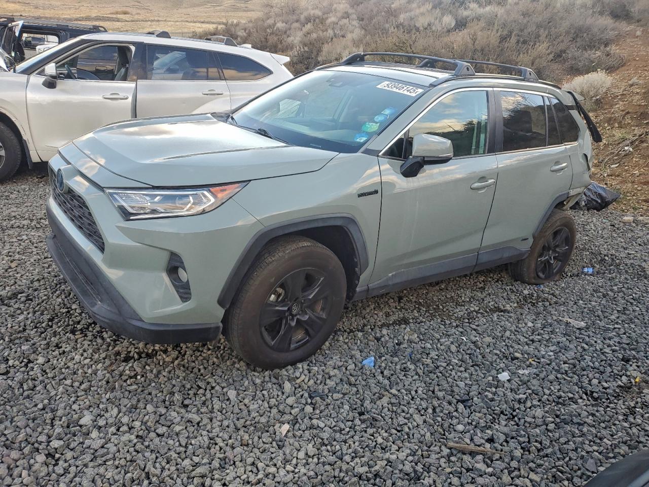 2020 Toyota Rav4 Xle - zdjęcie główne