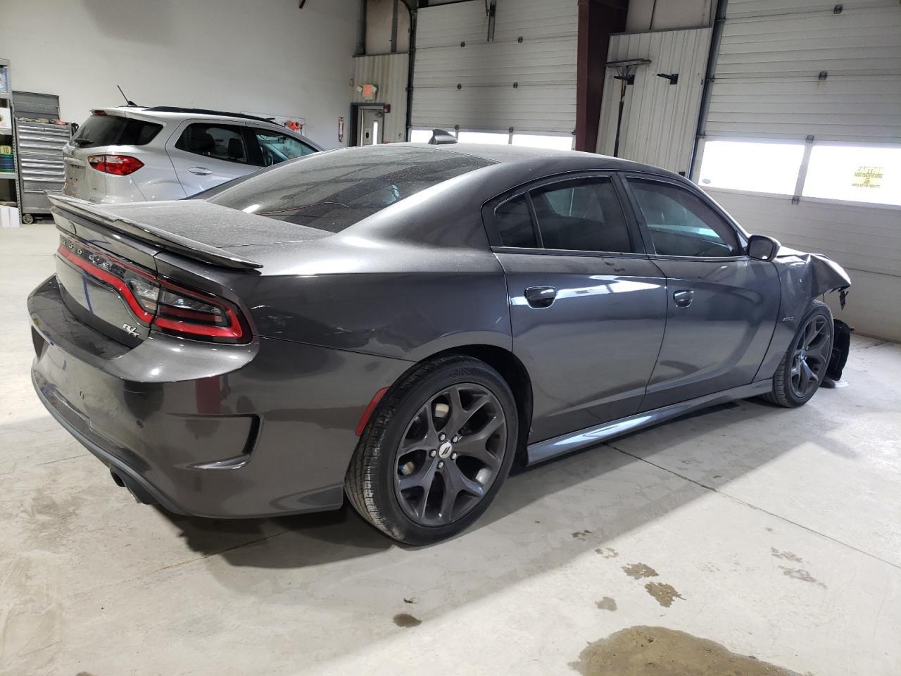 2019 Dodge Charger R/T - zdjęcie 3