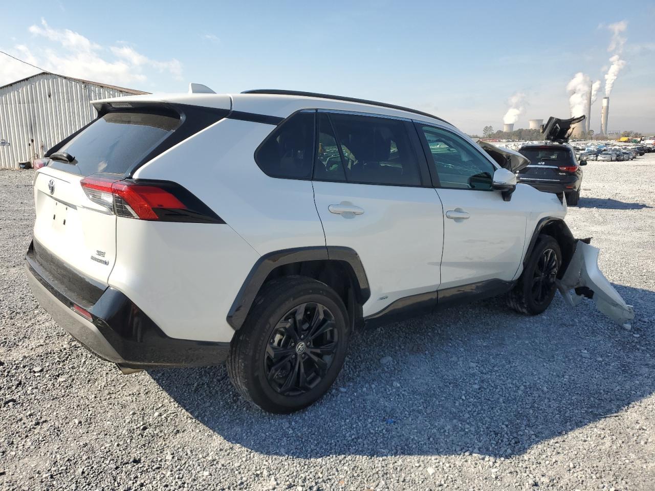 2023 Toyota RAV 4 - zdjęcie 3