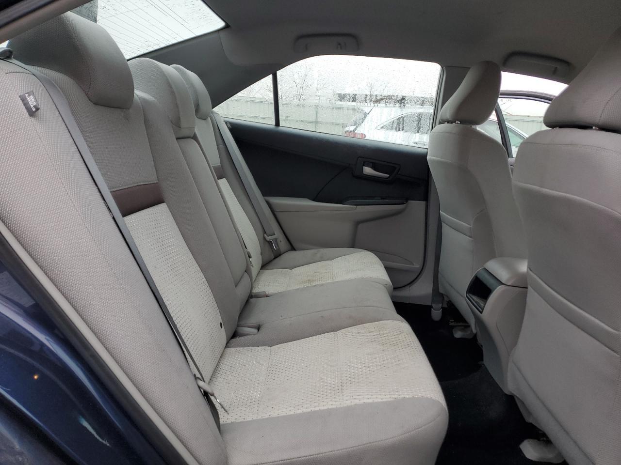 2014 Toyota Camry - zdjęcie 10
