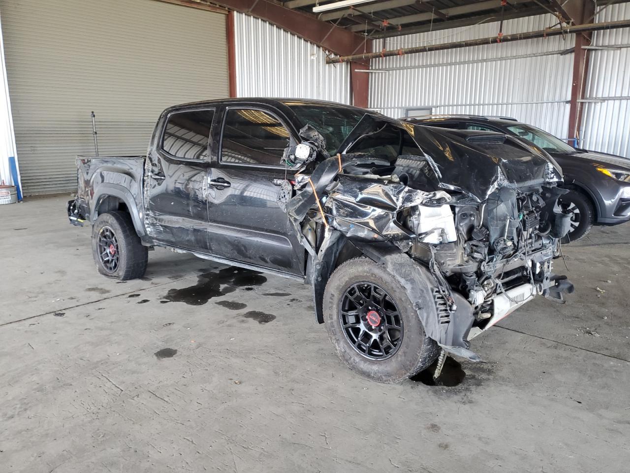 2019 Toyota Tacoma - zdjęcie 4