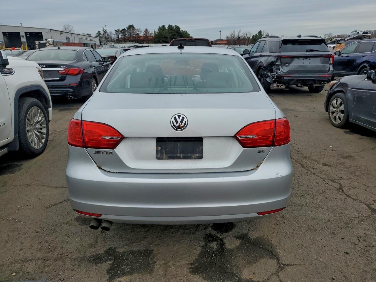 2014 Volkswagen Jetta - zdjęcie 6