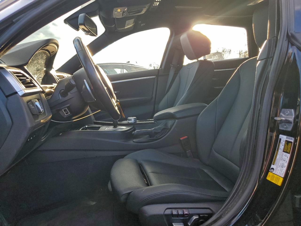 2020 BMW Seria 4 - zdjęcie 7