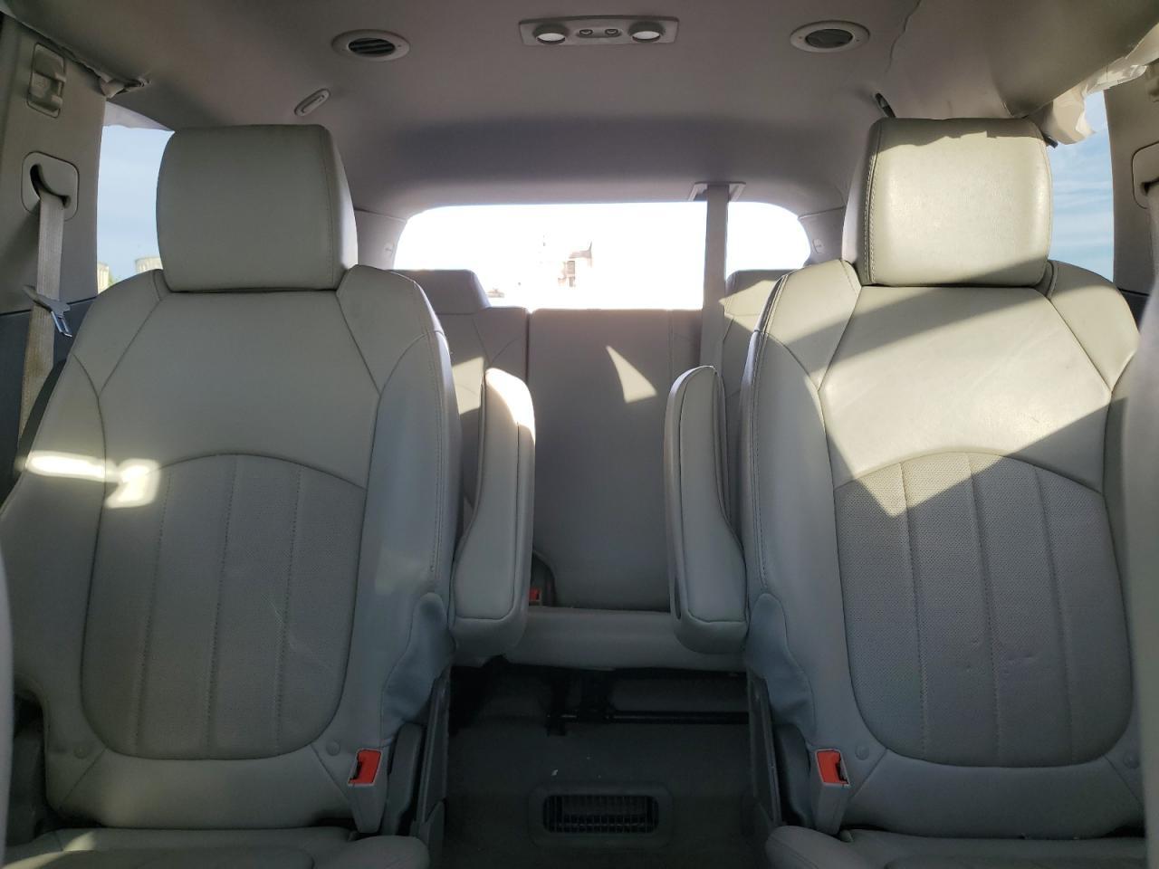 2016 Chevrolet Traverse Ltz - zdjęcie 10