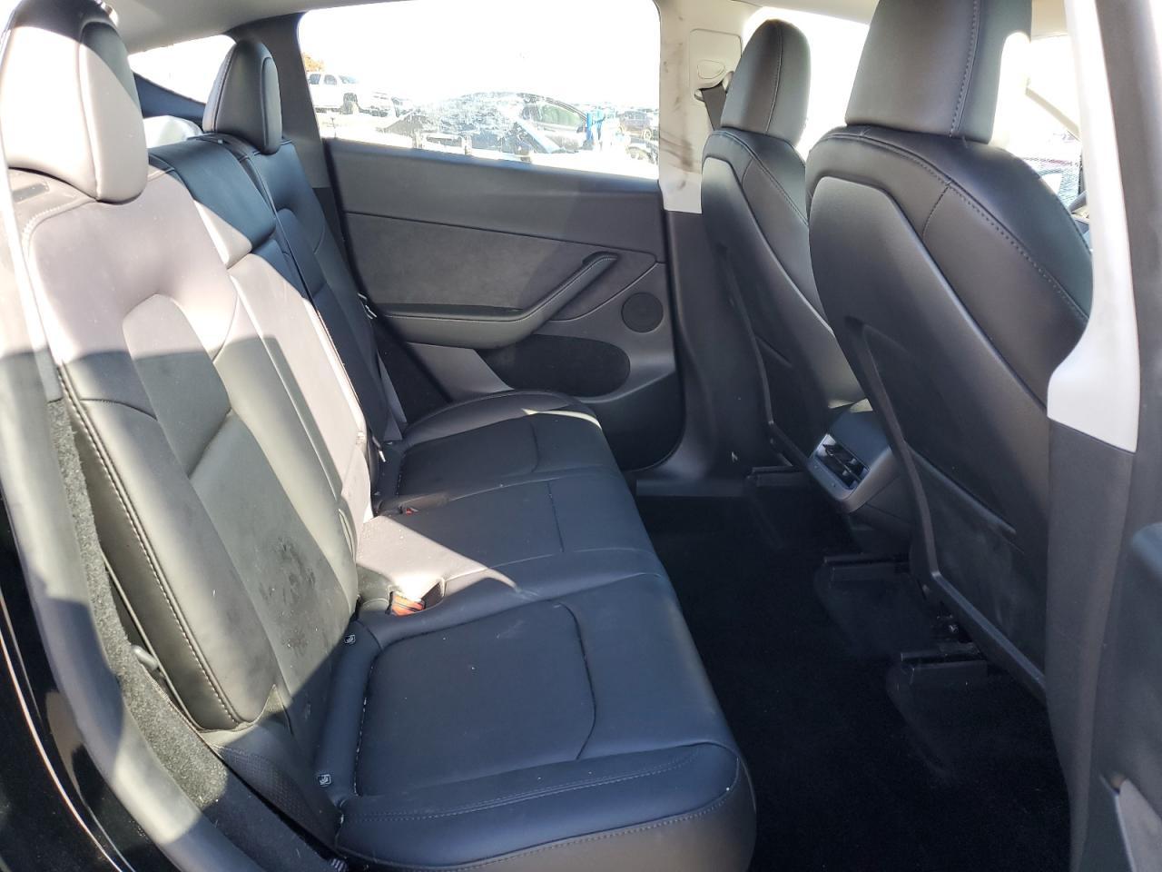 2023 Tesla Model Y - zdjęcie 10