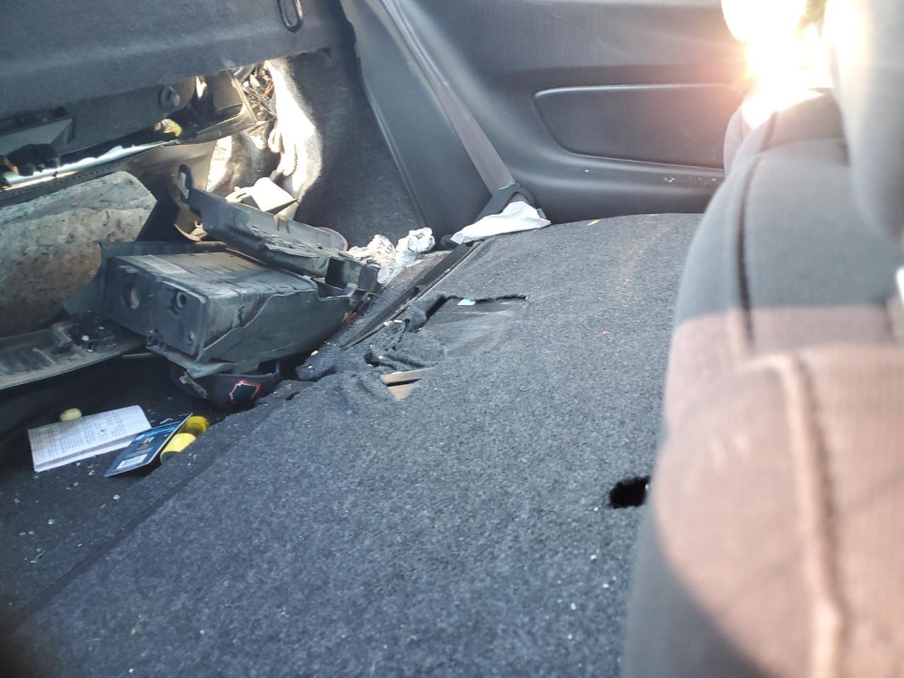 2021 Ford Mustang - zdjęcie 10