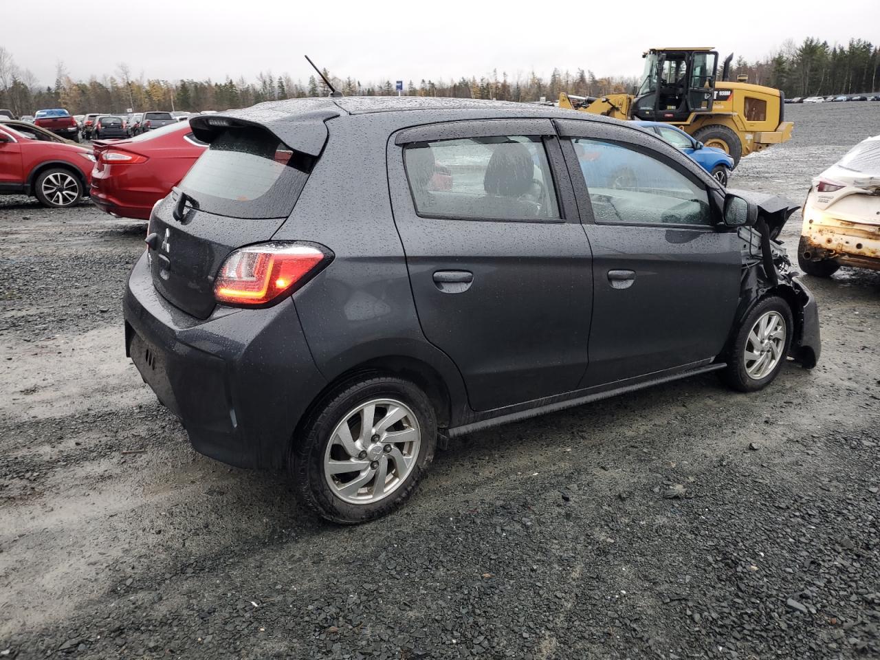 2024 Mitsubishi Mirage - zdjęcie 3