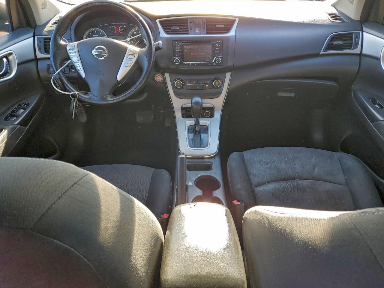 2015 Nissan Sentra - zdjęcie 8
