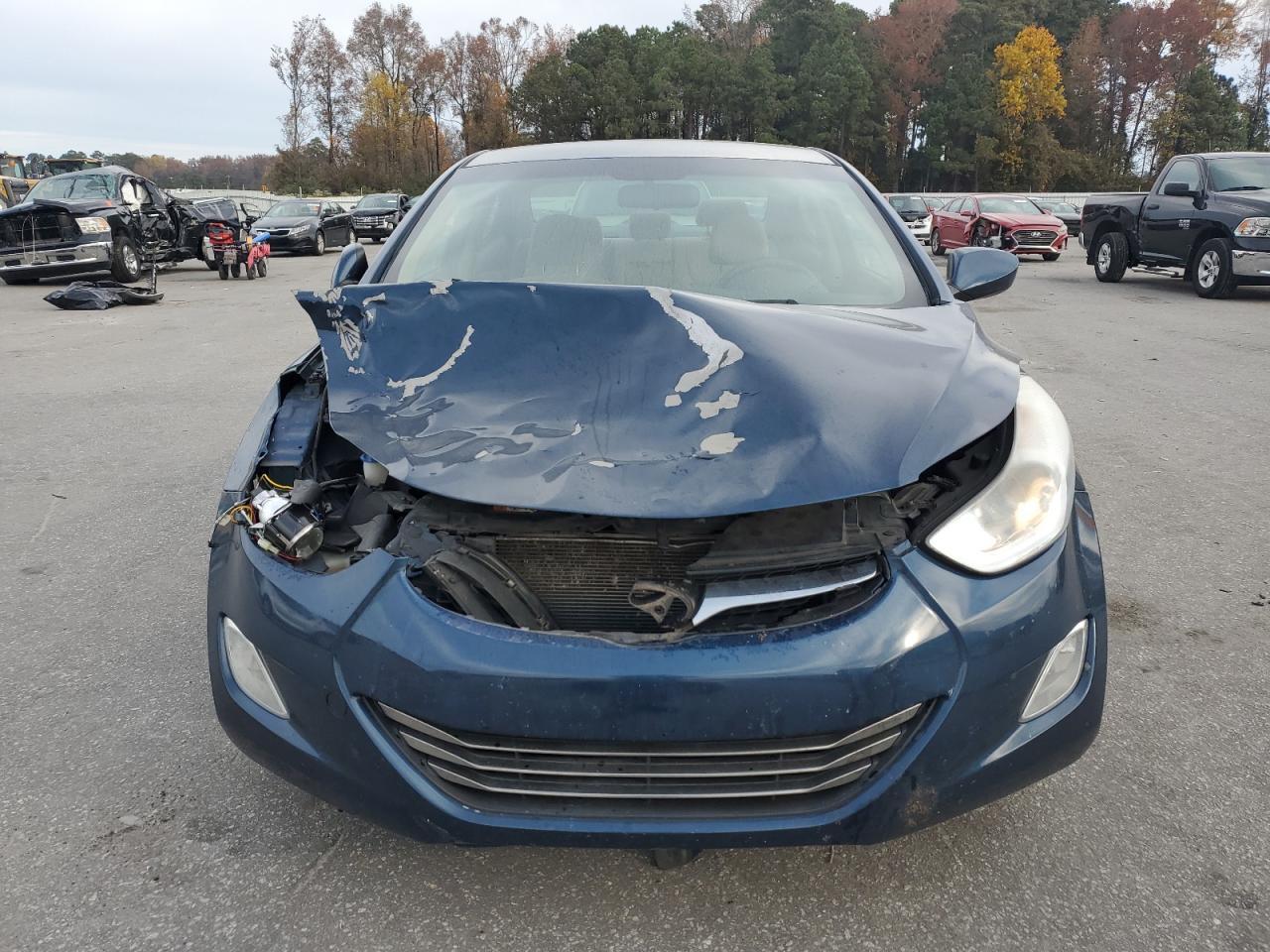 2013 Hyundai Elantra Gls - zdjęcie 5