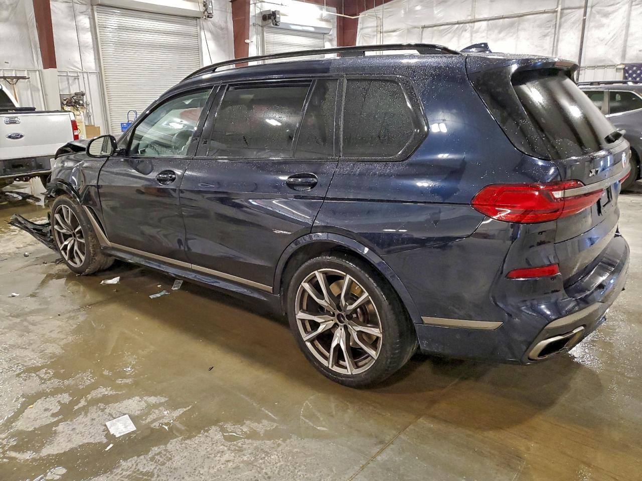 2022 BMW X7 M50I - zdjęcie 2