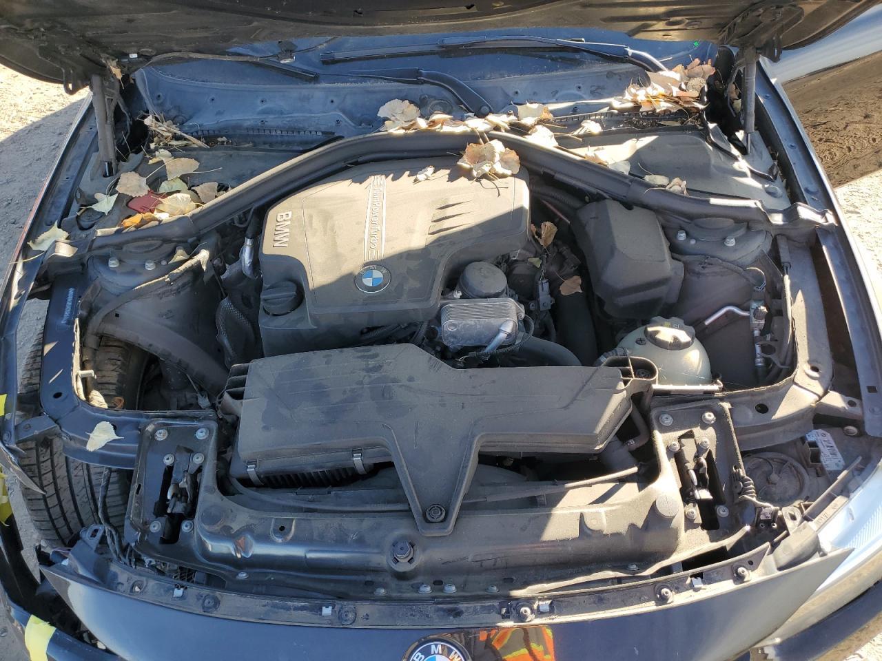 2016 BMW 320 Xi - zdjęcie 11