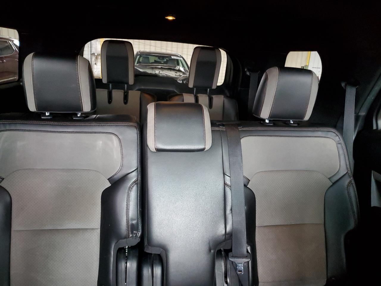 2017 Ford Explorer Xlt - zdjęcie 10