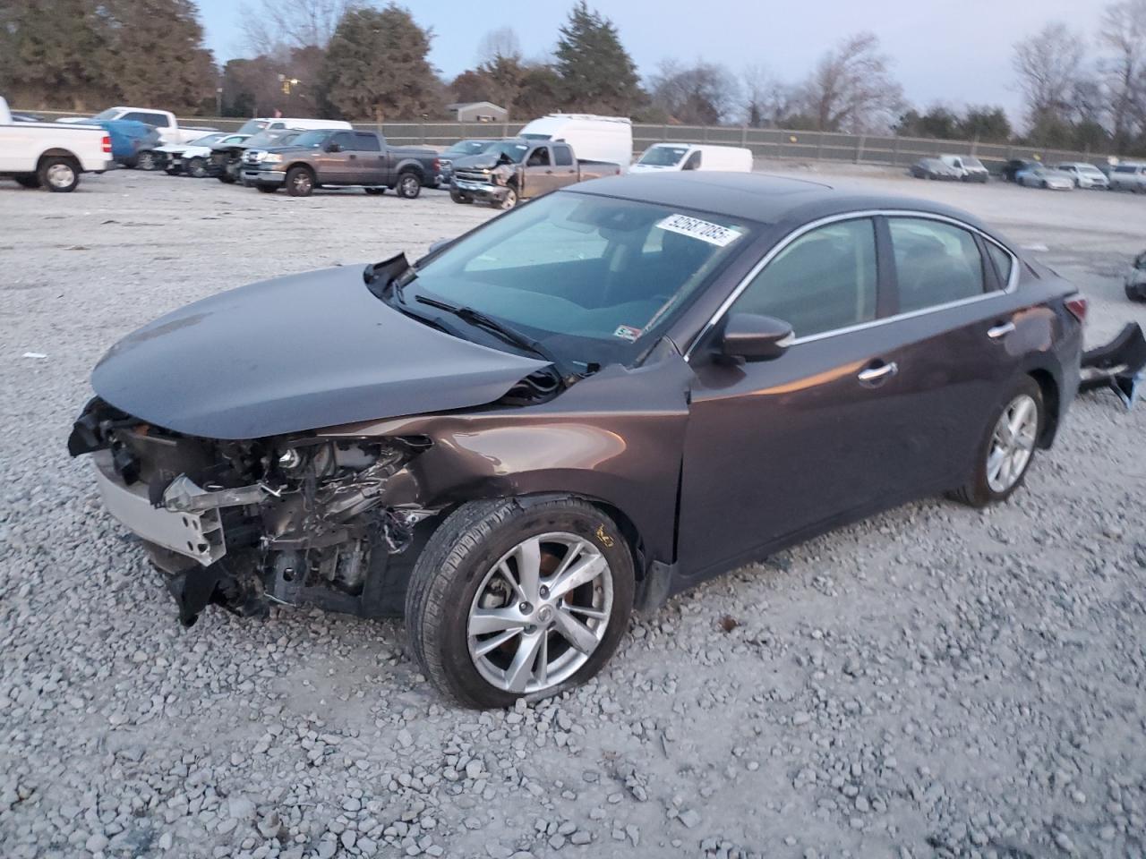 2015 Nissan Altima - zdjęcie główne