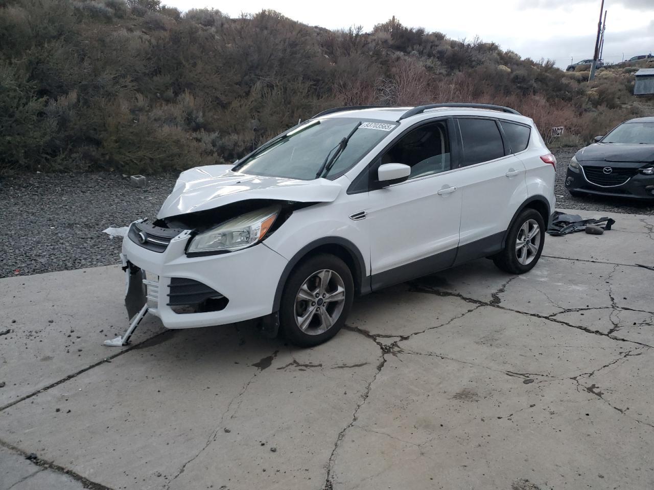 2014 Ford Escape - zdjęcie główne