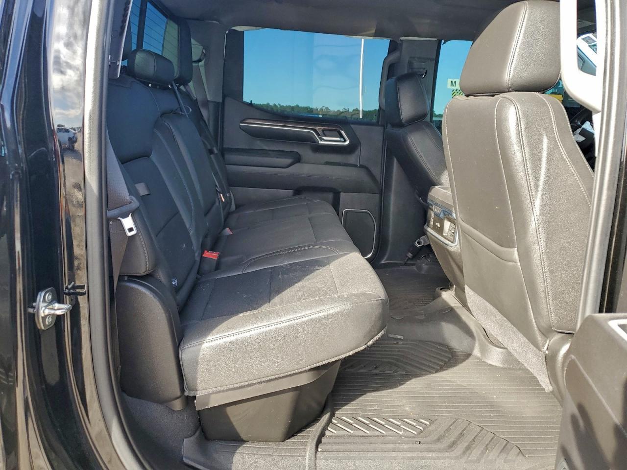 2022 Chevrolet Silverado K1500 Ltz - zdjęcie 10