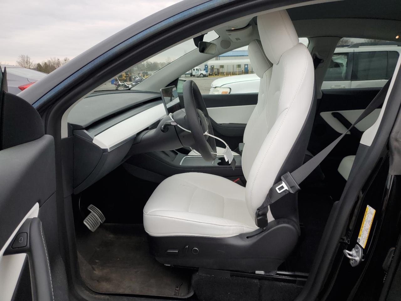 2022 Tesla Model Y - zdjęcie 7