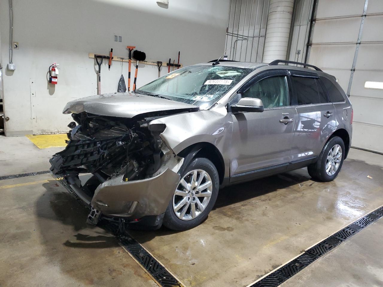 2014 Ford Edge - zdjęcie główne