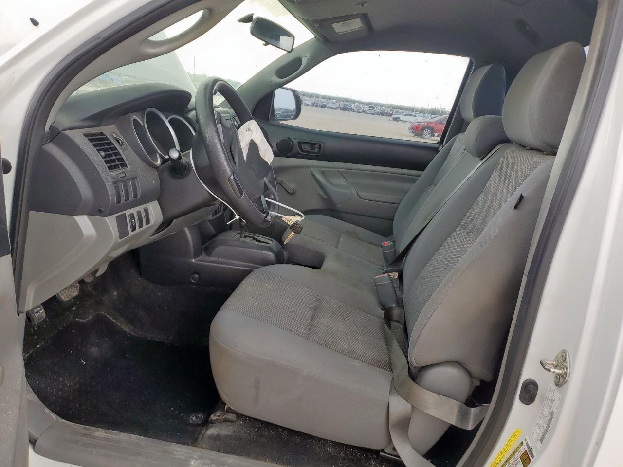 2014 Toyota Tacoma - zdjęcie 7