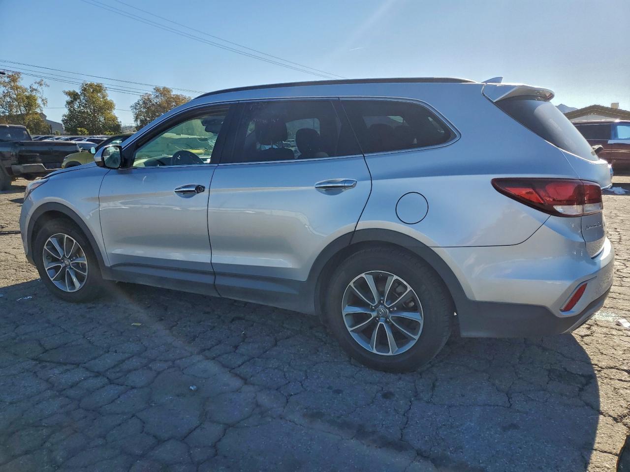 2018 Hyundai Santa Fe Se - zdjęcie 2