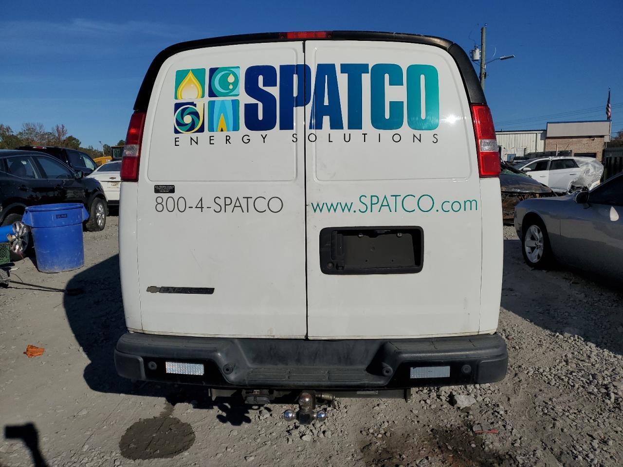 2020 Chevrolet Express G2500 - zdjęcie 6