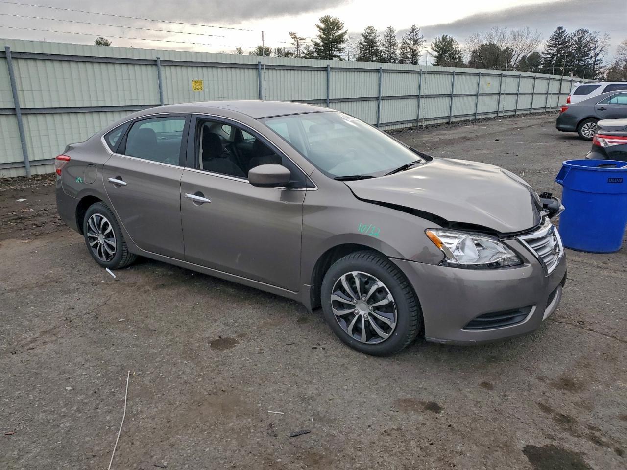 2015 Nissan Sentra - zdjęcie 4
