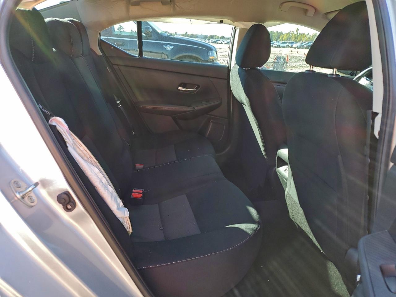 2022 Nissan Sentra Sv - zdjęcie 10