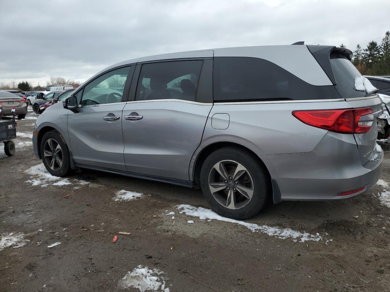 2019 Honda Odyssey - zdjęcie 2