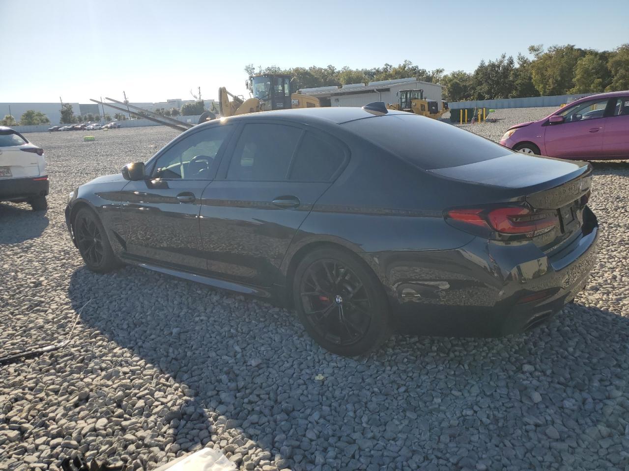 2022 BMW Seria 5 - zdjęcie 2
