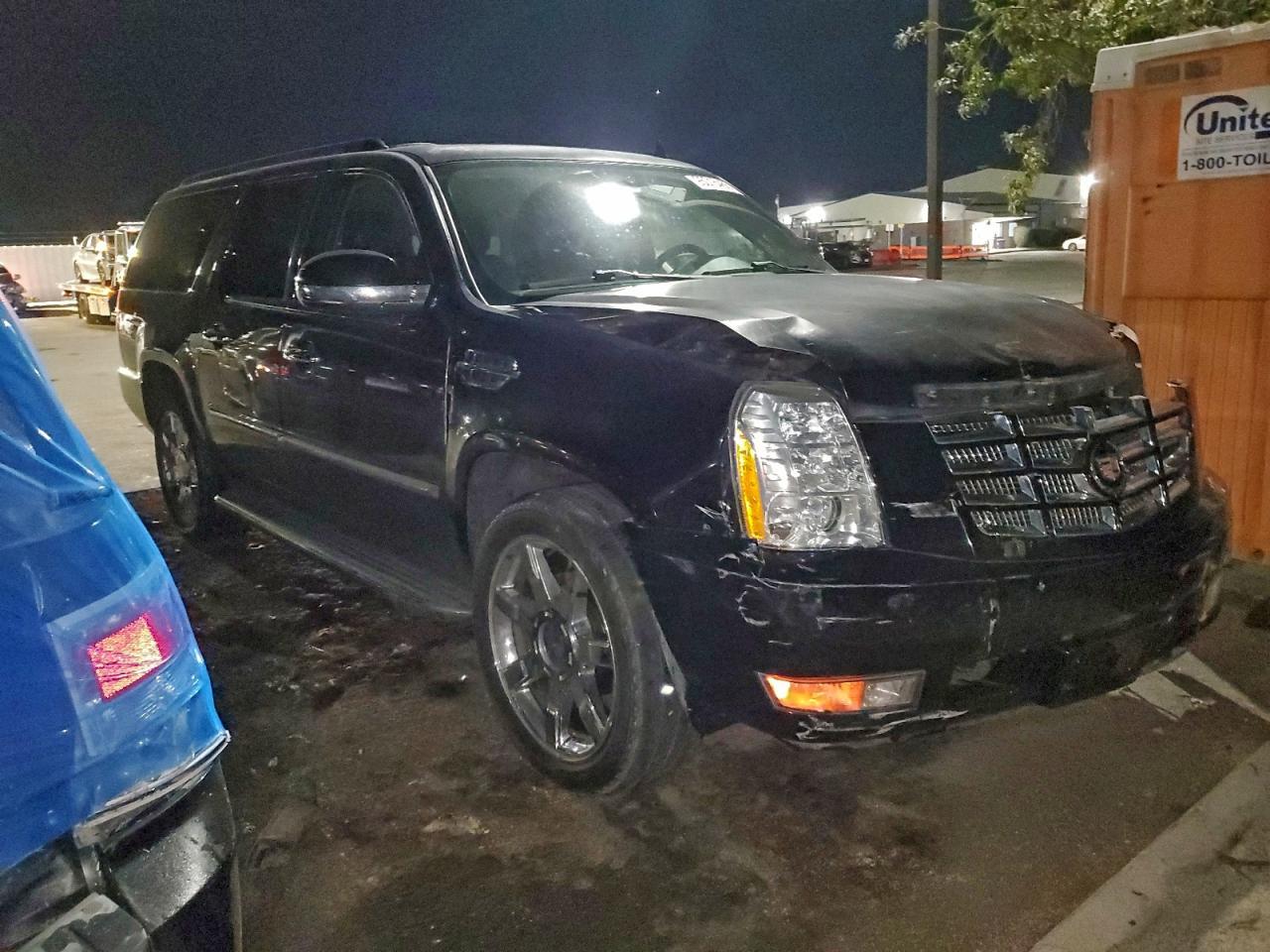 2014 Cadillac Escalade - zdjęcie 4