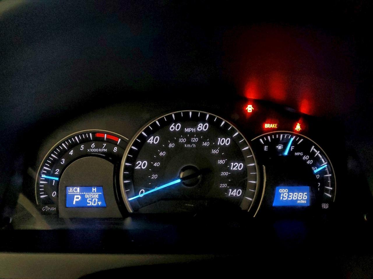 2014 Toyota Camry L - zdjęcie 9