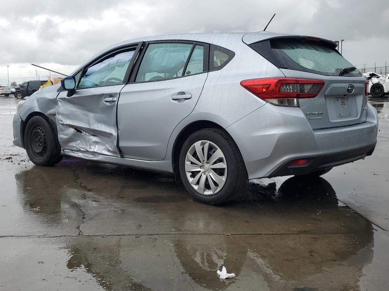 2021 Subaru Impreza - zdjęcie 2