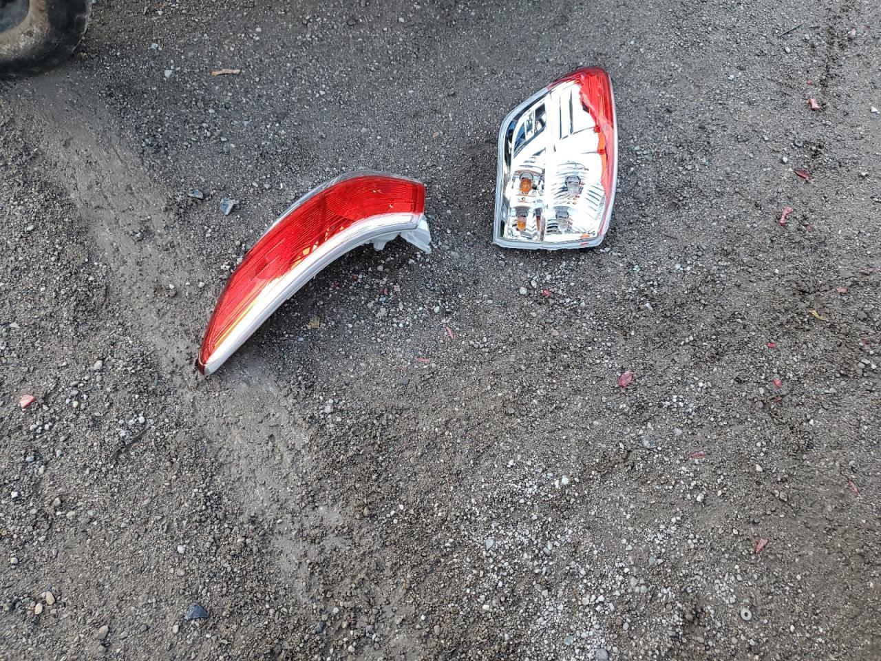 2015 Nissan Pathfinder - zdjęcie 13