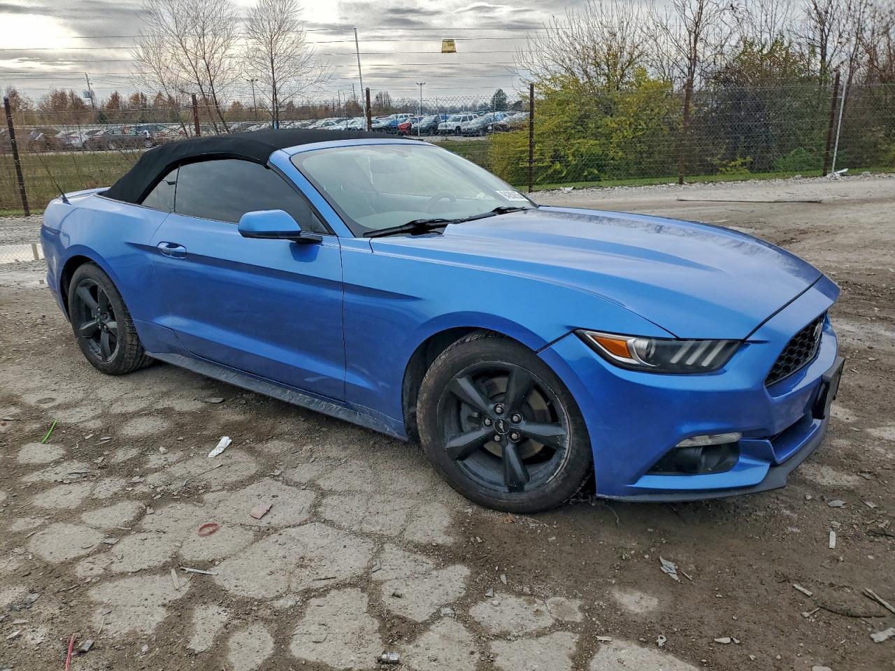 2016 Ford Mustang - zdjęcie 4