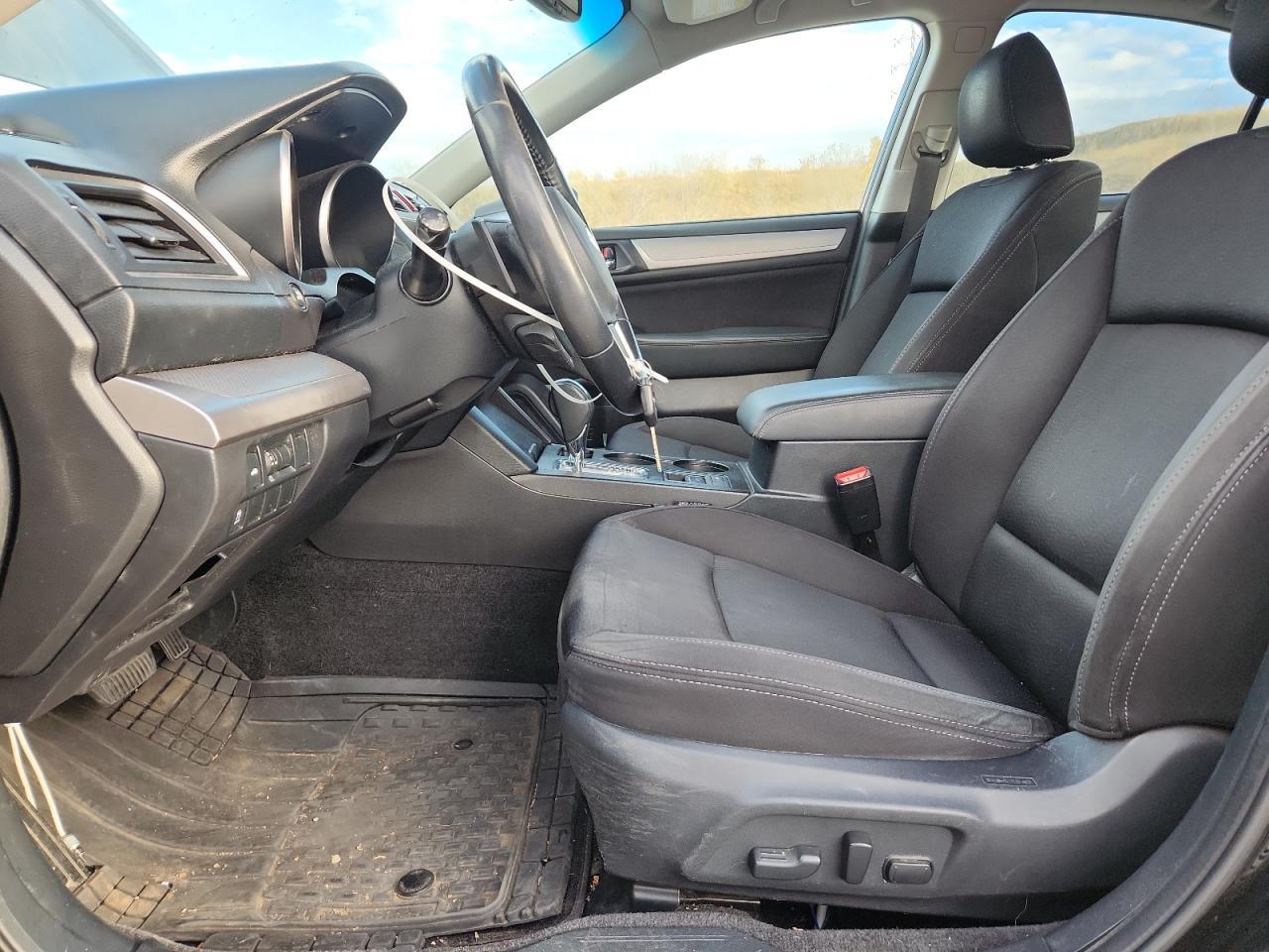 2015 Subaru Legacy - zdjęcie 7