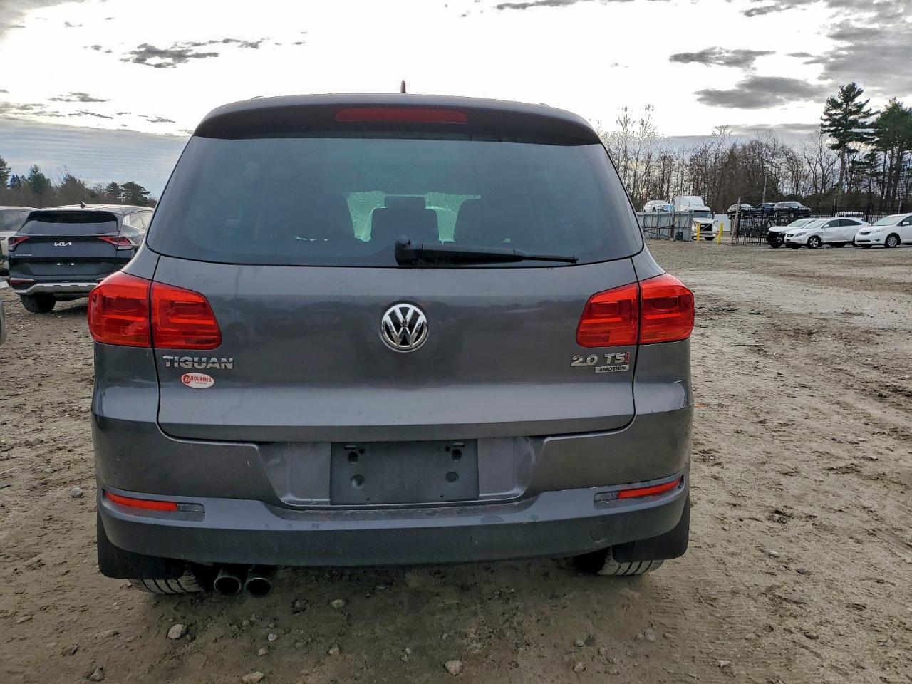 2015 Volkswagen Tiguan - zdjęcie 6