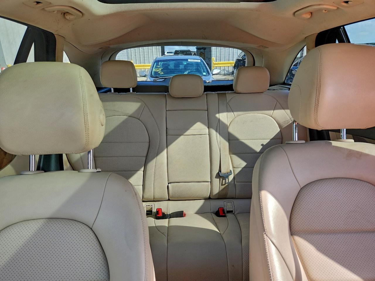 2016 Mercedes-Benz Glc 300 - zdjęcie 10