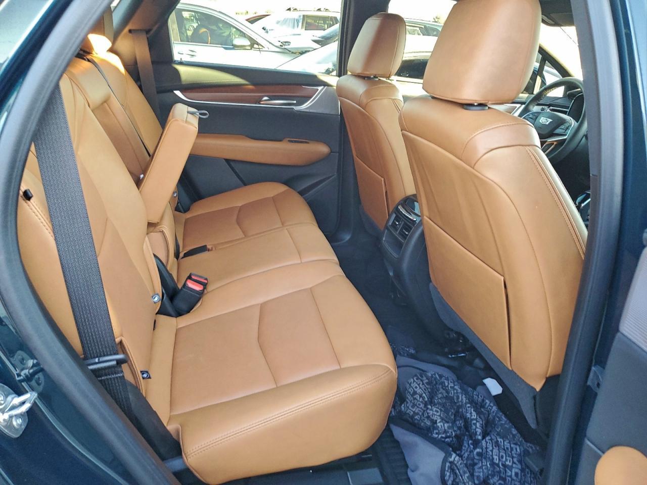 2025 Cadillac XT5 - zdjęcie 11