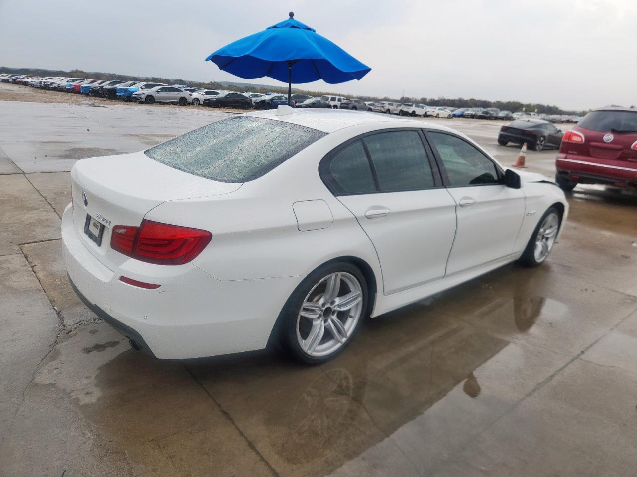 2013 BMW Seria 5 - zdjęcie 3