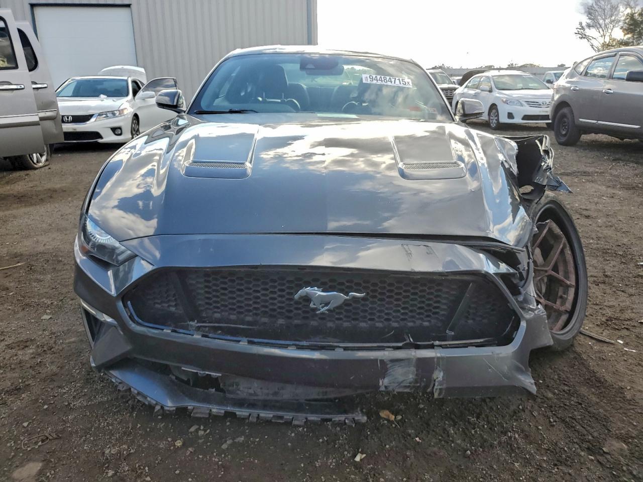 2019 Ford Mustang Gt - zdjęcie 5