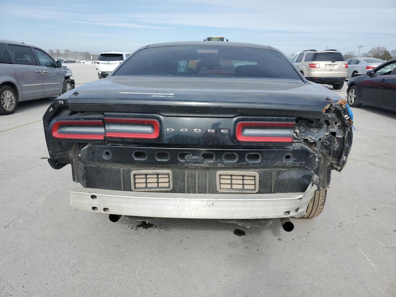 2016 Dodge Challenger Sxt - zdjęcie 6