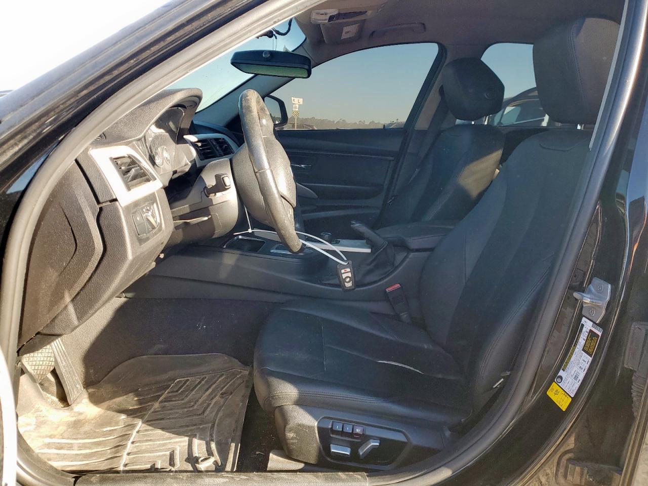2017 BMW 320 I - zdjęcie 7