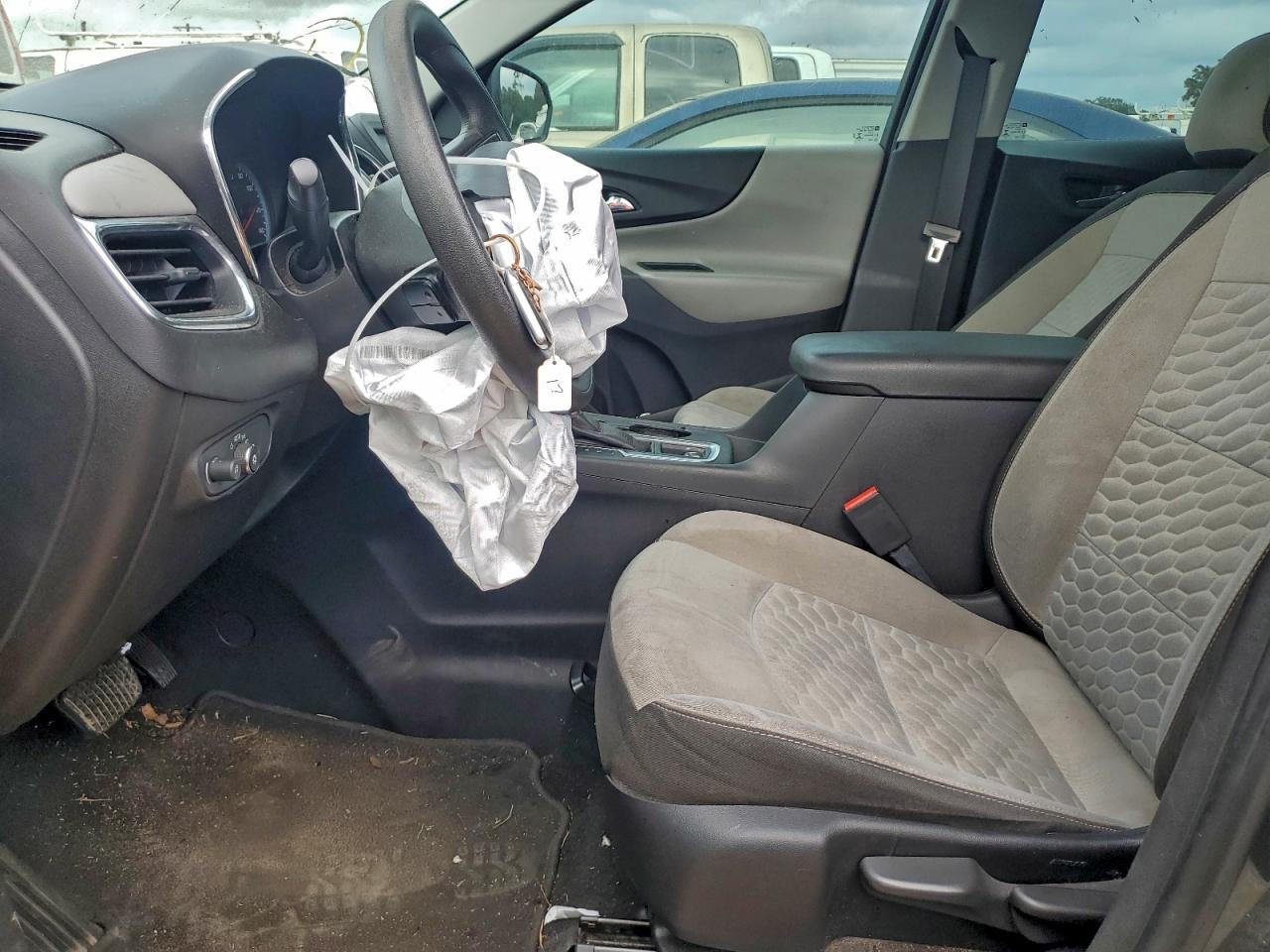 2020 Chevrolet Equinox Ls - zdjęcie 7