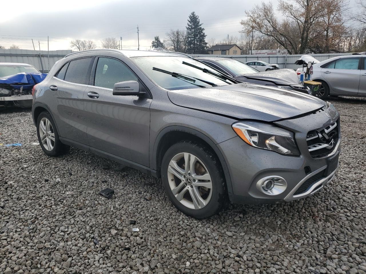 2018 Mercedes-Benz Klasa GLA - zdjęcie 4