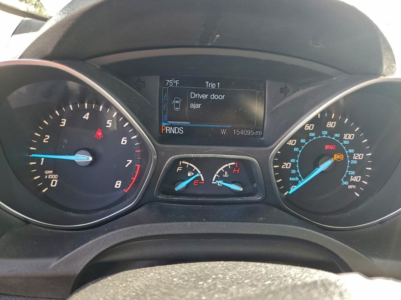 2015 Ford Escape - zdjęcie 9