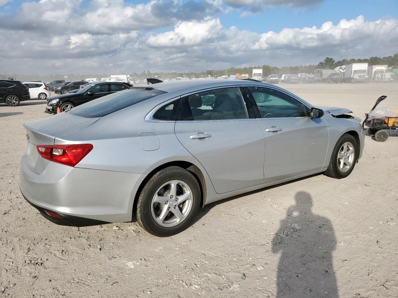 2018 Chevrolet Malibu - zdjęcie 3