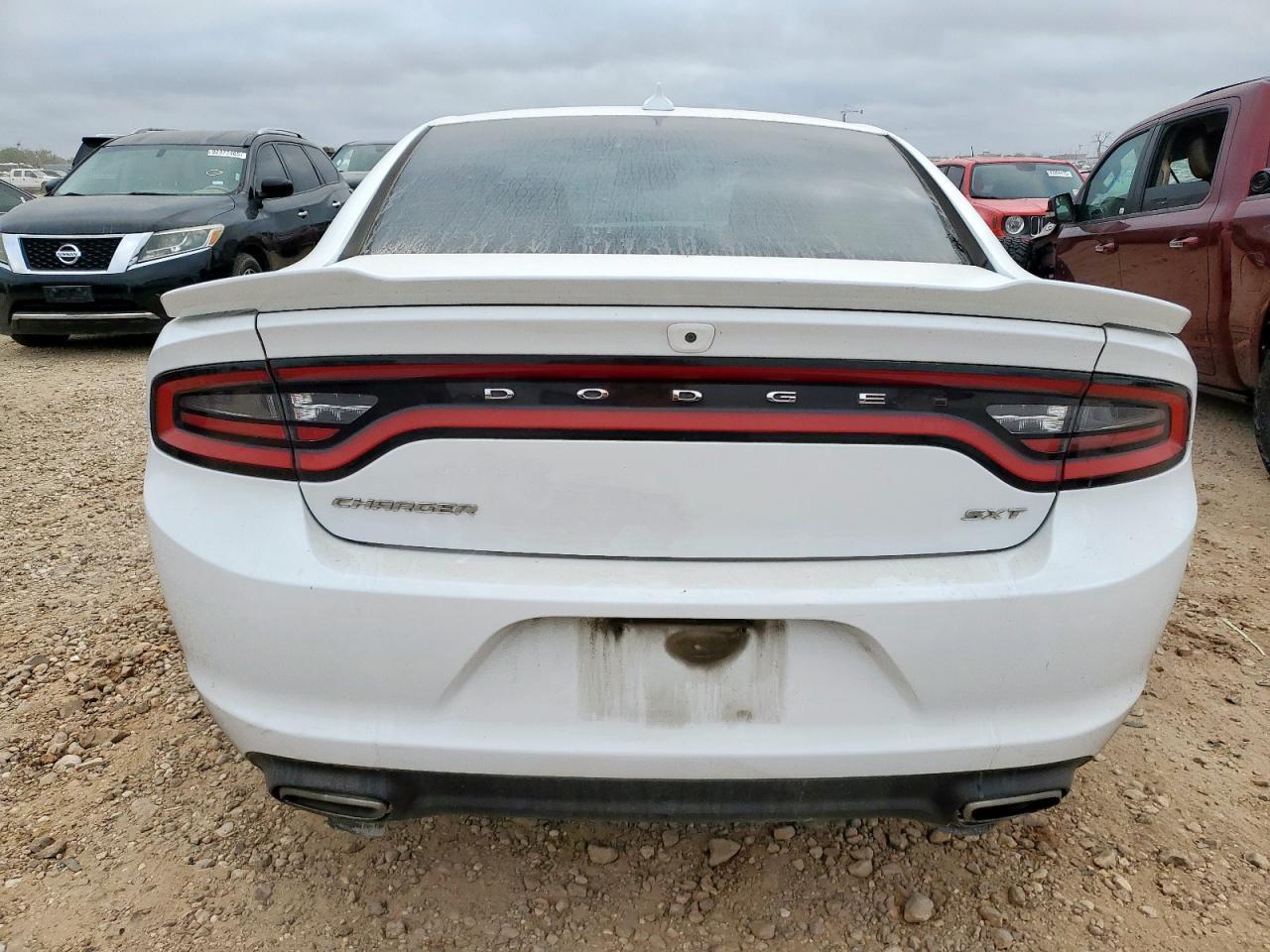 2017 Dodge Charger - zdjęcie 6