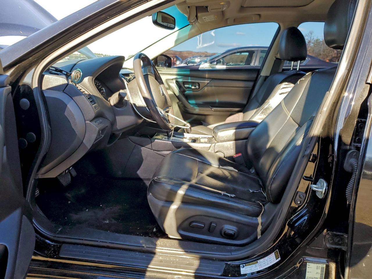 2017 Nissan Altima - zdjęcie 7